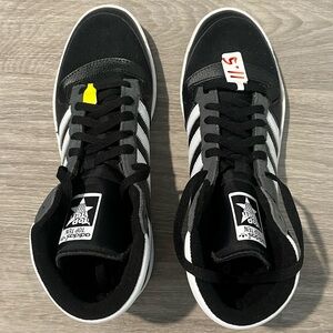 Brand new shoes, never worn, lost the box though. Brand new size 11.5